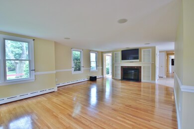 10 Lantern Ln, Falmouth, MA 02540 - photo 4