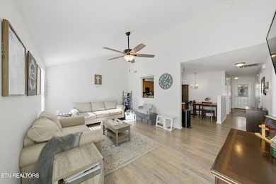 8005 Atmore Way, Powell, TN 37849 - photo 4