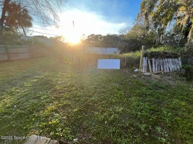 329 Pine Ave unit C, Cocoa, FL 32922 - photo 5