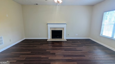 4292 Linecrest Ln, Ellenwood, GA 30294 - photo 7