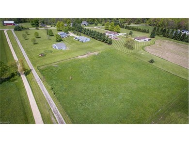 5.5 AC TOTAL , FENCED IN PASTURE - 2.5 AC , 48X58 