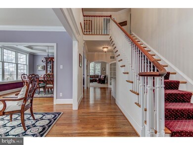 28 W Circular Ave, Paoli, PA 19301 - photo 2