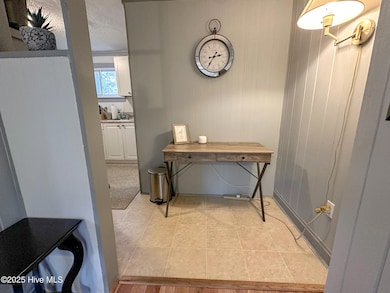 411 George St unit 4, New Bern, NC 28560 - photo 4