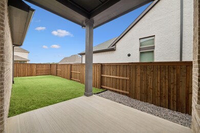 2024 Cuellar Way, van Alstyne, TX 75495 - photo 2