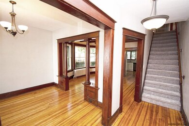 2 Bertha St, Albany, NY 12209 - photo 2