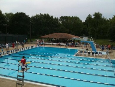 1545 Swallow St, Naperville, IL 60565 - photo 3