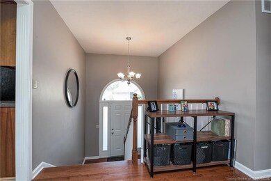 4306 Country View Dr, Floyds Knobs, IN 47119 - photo 4