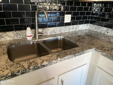 5231 W Cambridge Ave, Phoenix, AZ 85035 - photo 7