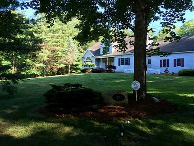 37 Rainbow Ln, North Smithfield, RI 02896 - photo 3