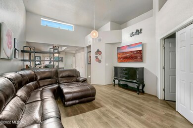 4946 N Valle (4)