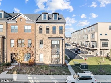 22962 Sullivans Cove Square, Brambleton, VA 20148 - photo 3