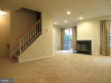 10909 Postern Ct unit 48, Manassas, VA 20109 - photo 7