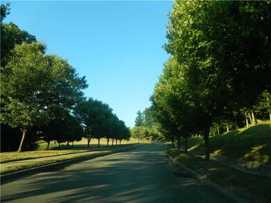 Land. ADAMS POINTE OFFERS MANY AMMENITIES