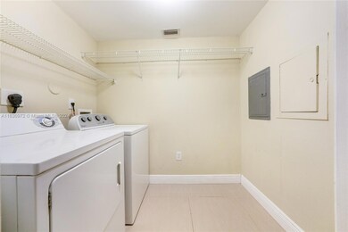 6511 Emerald Dunes Dr unit 108, West Palm Beach, FL 33411 - photo 7