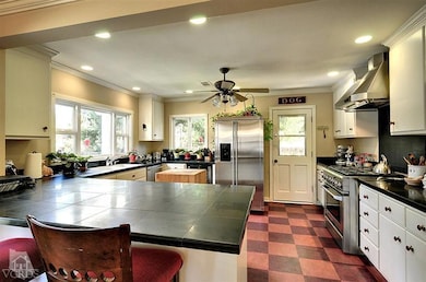 22014 Celes St, Woodland Hills, CA 91364 - photo 7