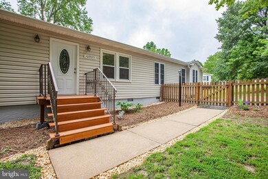 10905 Deerfield Dr, Fredericksburg, VA 22407 - photo 3