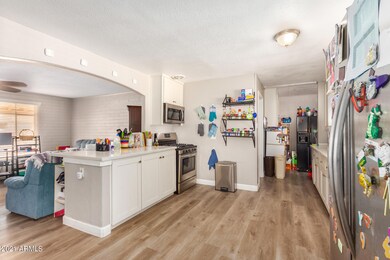 4423 N 49th Ave, Phoenix, AZ 85031 - photo 4