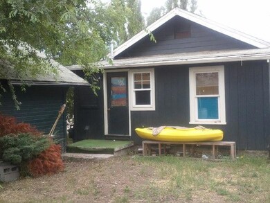 64 NW Mckay Ave, Bend, OR 97703 - photo 2