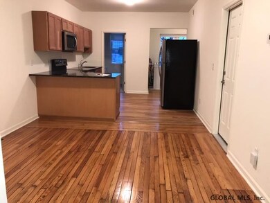 34 Exchange St unit 2nd floor, Albany, NY 12205 - photo 2