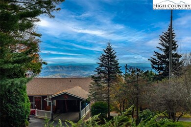 119 Hemlock Ln, Blowing Rock, NC 28605 - photo 3