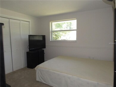 Front bedroom.