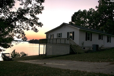 2298 Singleton Creek Rd, Liberty Hill, SC 29074 - photo 3