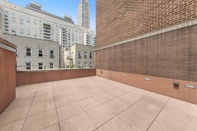 240 E 67th St unit PH, New York, NY 10065 - photo 5