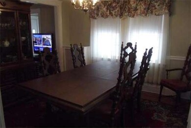 21 Hickory Ave, Medford, MA 02155 - photo 6