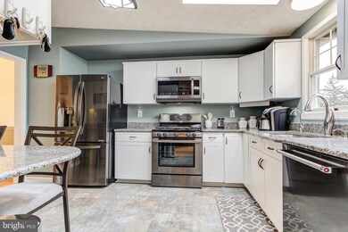 309 Niagara Ct, Takoma Park, MD 20912 - photo 6