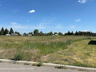 135 Sagewood Dr, Driggs, ID 83422 - photo 3