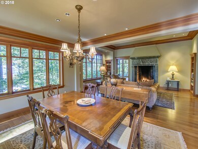 Living Room/Dining Room