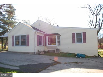 1336 N Gravel Pike, Perkiomenville, PA 18074 - photo 7