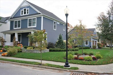 17 Taylor St, Saratoga Springs, NY 12866 - photo 3