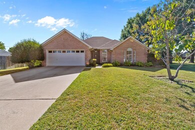 9100 Meandering Dr, North Richland Hills, TX 76182 - photo 2