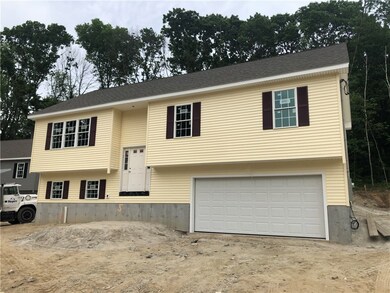 68 Liane Dr, Woonsocket, RI 02895 - photo 2