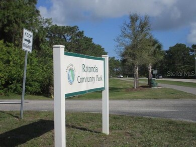 entrance to park at end of Boulevard