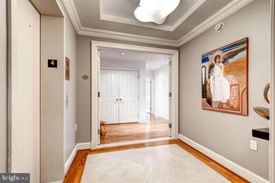 The Ritz-Carlton Residences, Baltimore, MD 21230 - photo 2