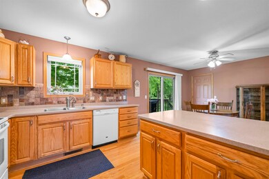 2767 Sunflower Dr, Fitchburg, WI 53711 - photo 5