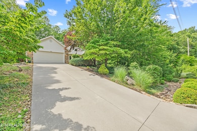 152 Stonewood Dr, Crossville, TN 38558 - photo 2