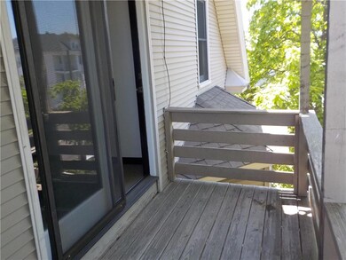 1014 Park Ave unit 3, Woonsocket, RI 02895 - photo 4