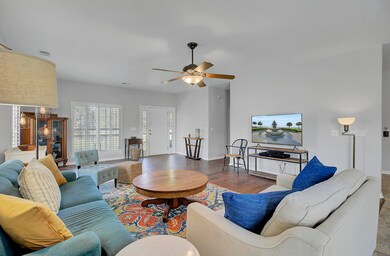 7170 Bull Run Ln - Family Room 4