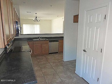 023-355607 - Kitchen-E-
