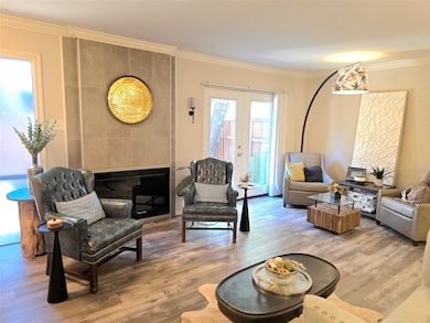 2612 Custer Pkwy unit B, Richardson, TX 75080 - photo 2