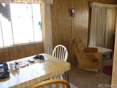 DINING ROOM THAT OPENS TO THE LIVING ROOM