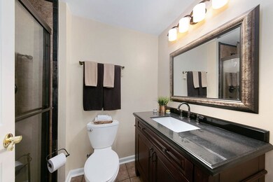 32 Exeter Ct unit 102B, Naperville, IL 60565 - photo 6