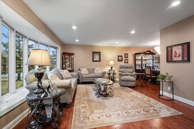 731 Highpoint Ct, Schaumburg, IL 60193 - photo 6