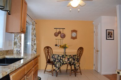 11 Thresher Rd unit U50, Nashua, NH 03063 - photo 6