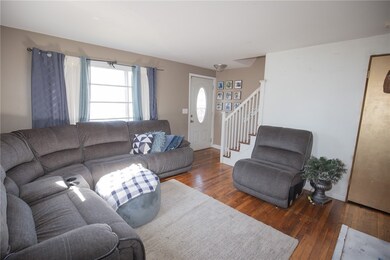 9 Chaplin St, Pawtucket, RI 02861 - photo 4