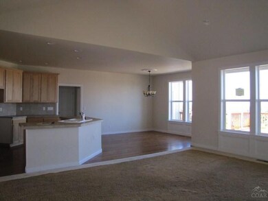 4023 SW Salmon Ave, Redmond, OR 97756 - photo 3