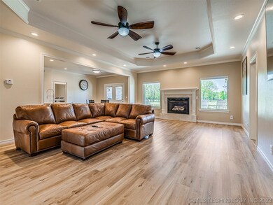 2811 SE Vicksburg St, Bartlesville, OK 74006 - photo 7